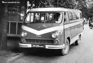 РАФ 977Д Латвия, 10-местный микроавтобус с панорамными окошками 1961г